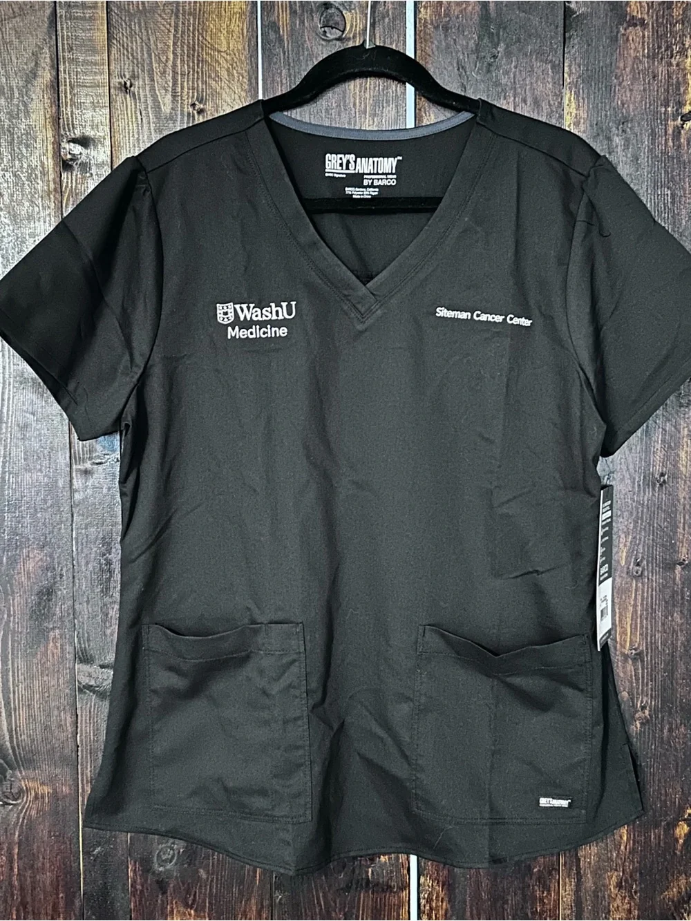 Grey's Anatomy Black V-Neck Scrub Top by WashU & Siteman Cancer Center - Picture 1 of 6
